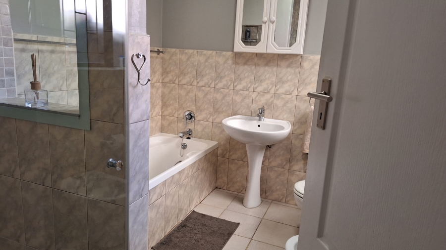 3 Bedroom Property for Sale in Heather Park Western Cape